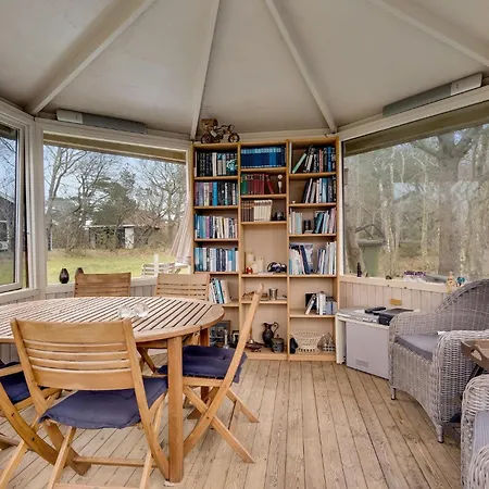 Feriehus Beautiful In With Kitchen Tarm