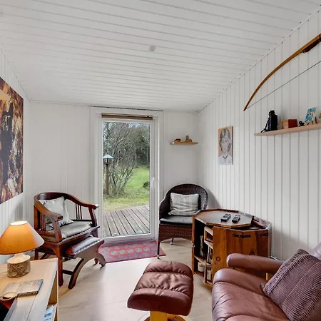 Beautiful In With Kitchen Feriehus