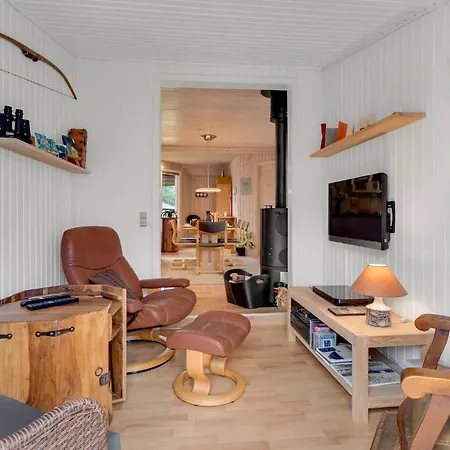 Beautiful In With Kitchen Feriehus