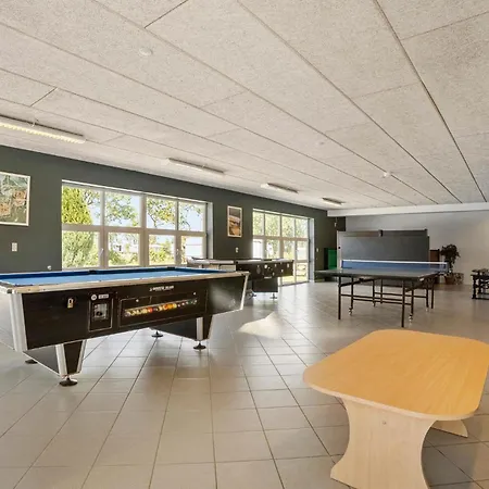 Beautiful In With Kitchen Feriehus *